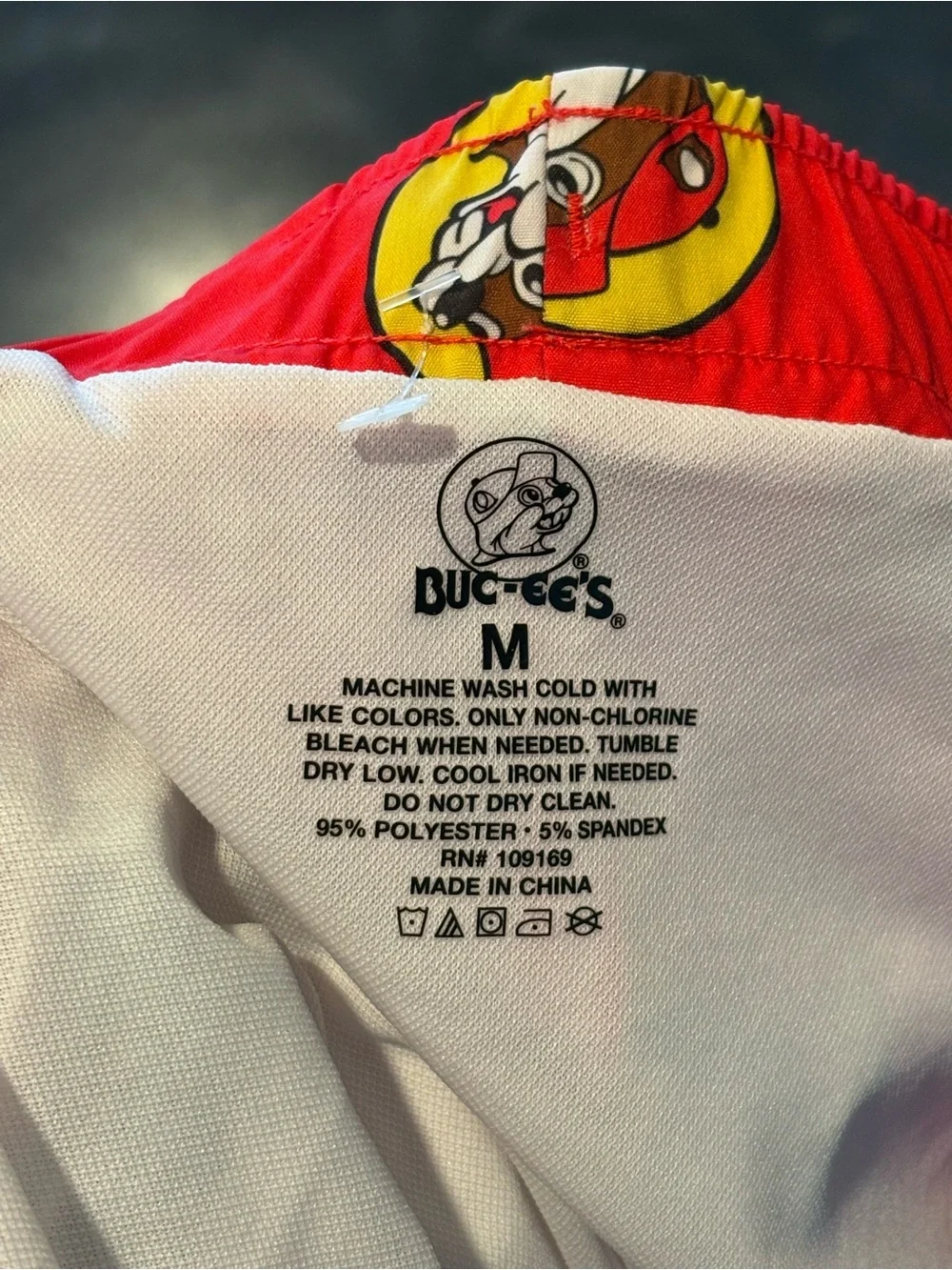 Buc-ee's Men’s Swim Trunks Red Beaver Logo Print Board Shorts Drawstring Medium